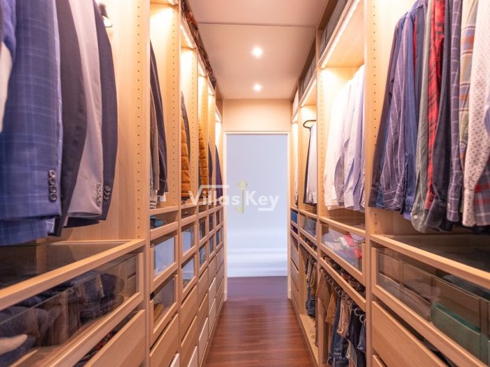 Image No.18-2 Bed Apartment for sale