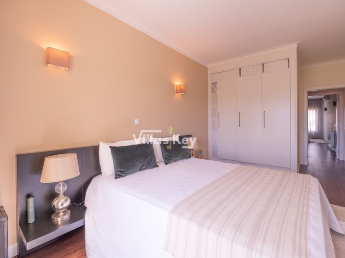 Image No.21-2 Bed Apartment for sale