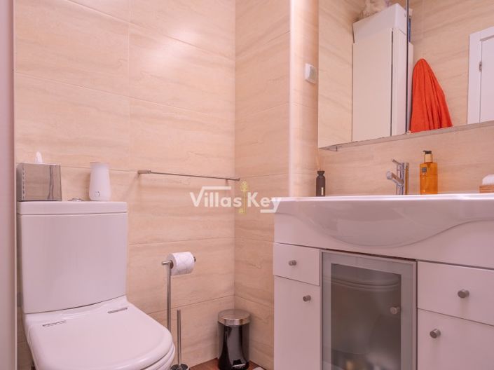 Image No.24-2 Bed Apartment for sale