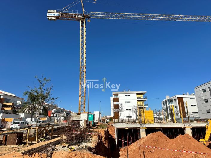 Image No.8-2 Bed Apartment for sale