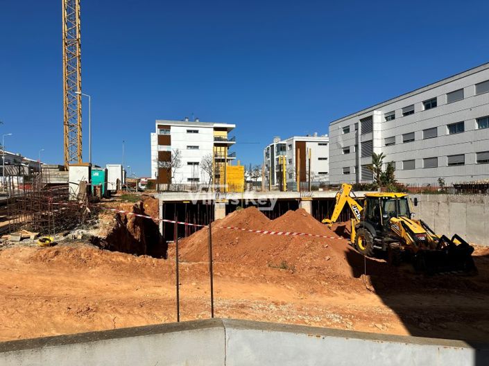 Image No.9-2 Bed Apartment for sale