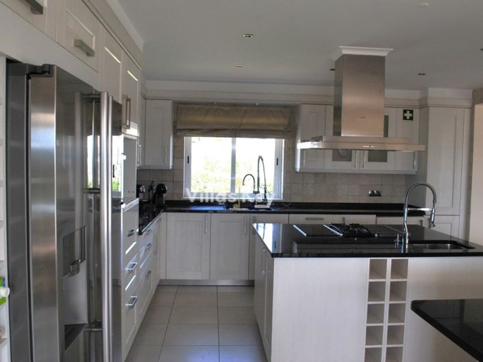 Image No.10-4 Bed House for sale