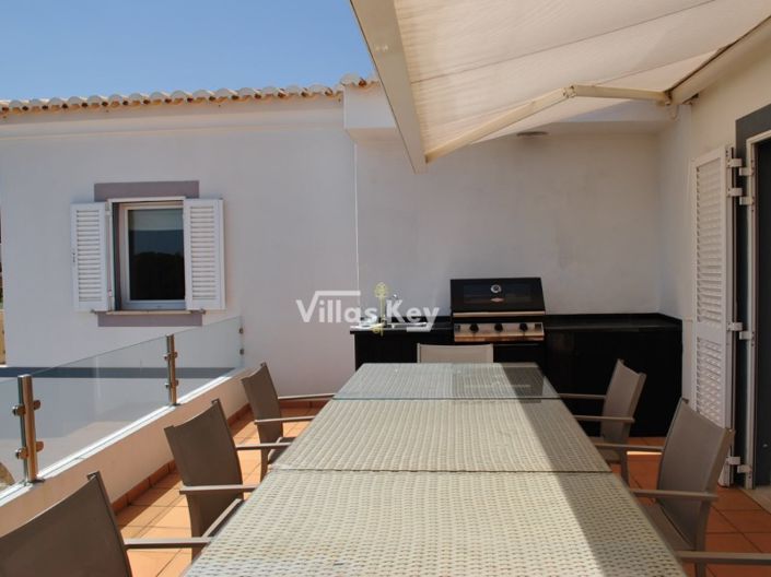 Image No.17-4 Bed House for sale