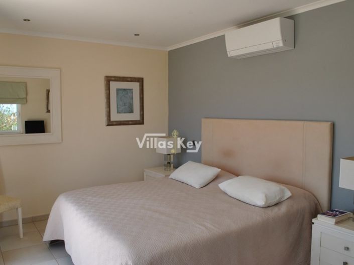 Image No.23-4 Bed House for sale