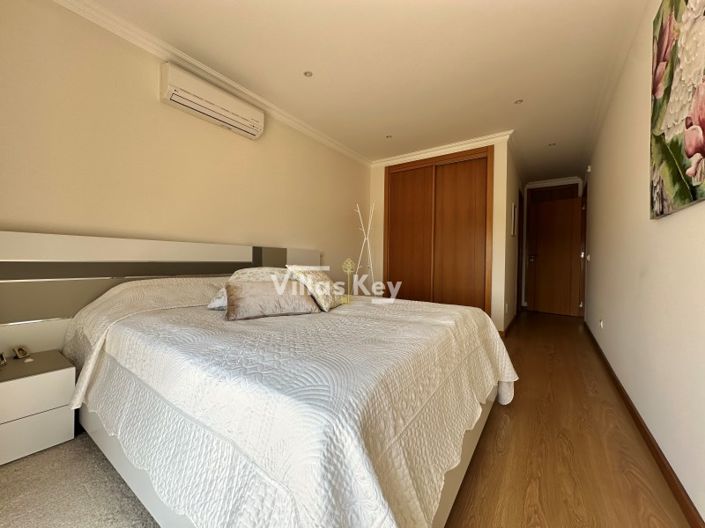 Image No.21-2 Bed Apartment for sale