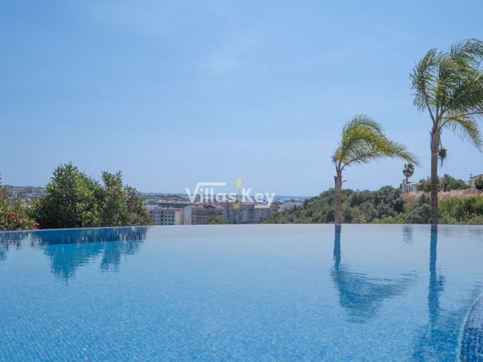 Image No.30-2 Bed Apartment for sale