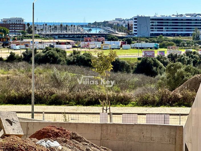 Image No.15-2 Bed Apartment for sale