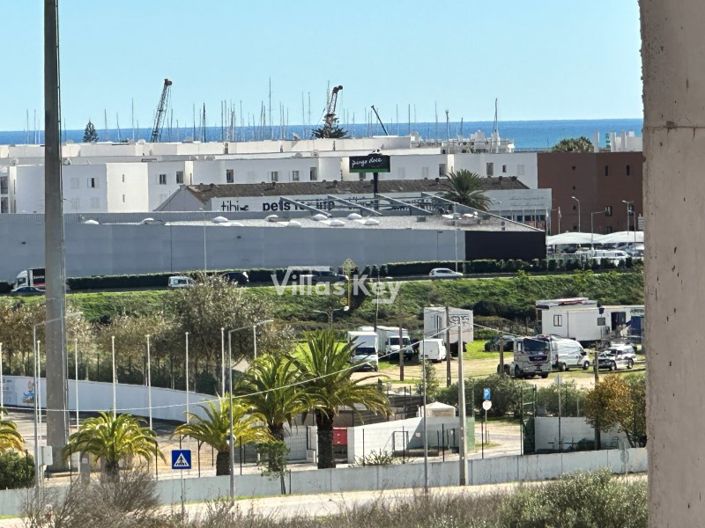 Image No.21-3 Bed Apartment for sale