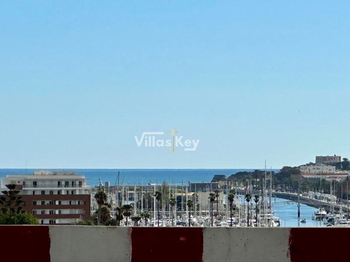 Image No.22-2 Bed Apartment for sale