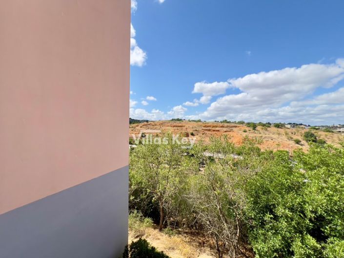 Image No.19-3 Bed Apartment for sale