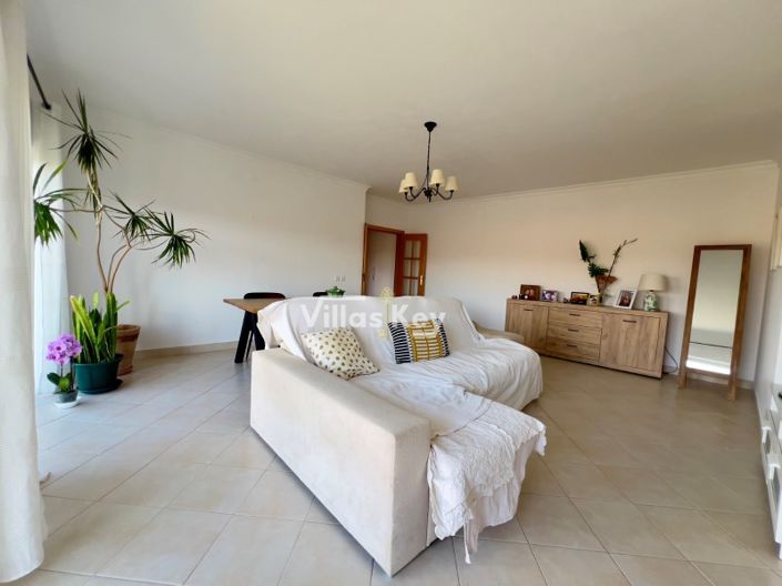 Image No.6-3 Bed Apartment for sale