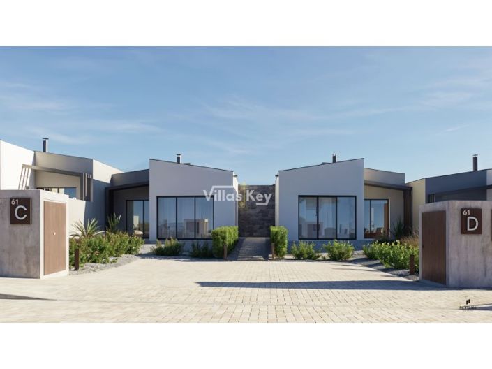 Image No.1-2 Bed House for sale