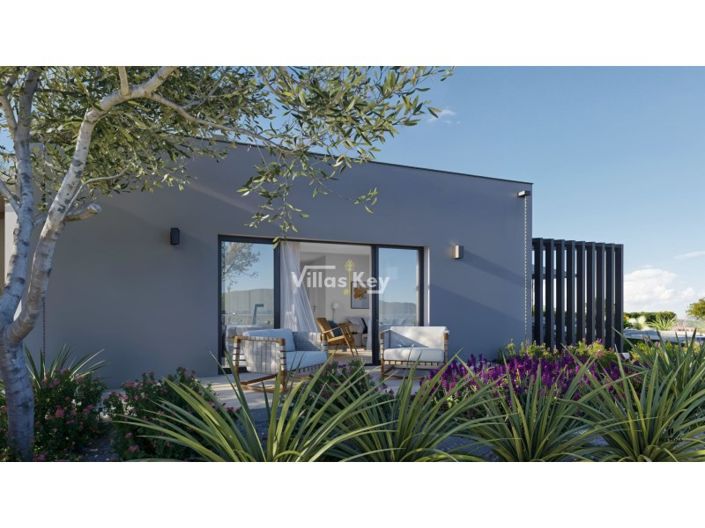 Image No.2-2 Bed House for sale