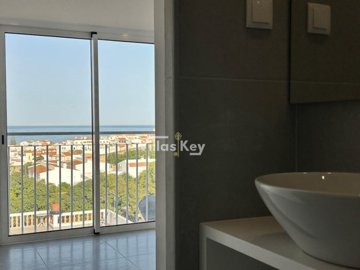 idf9bda601-0000-0500-0000-0000168e1b3b