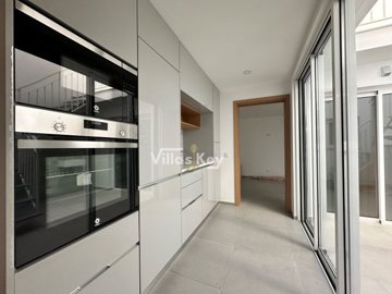 idf9bda601-0000-0500-0000-0000168e1b30