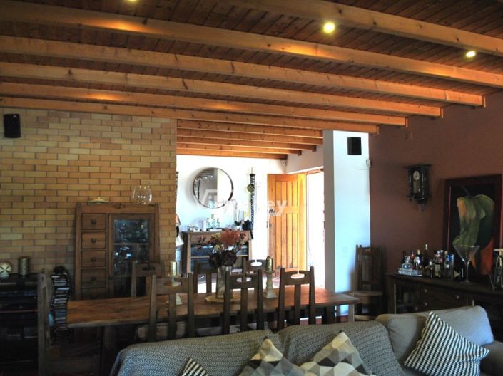 Image No.18-4 Bed House for sale