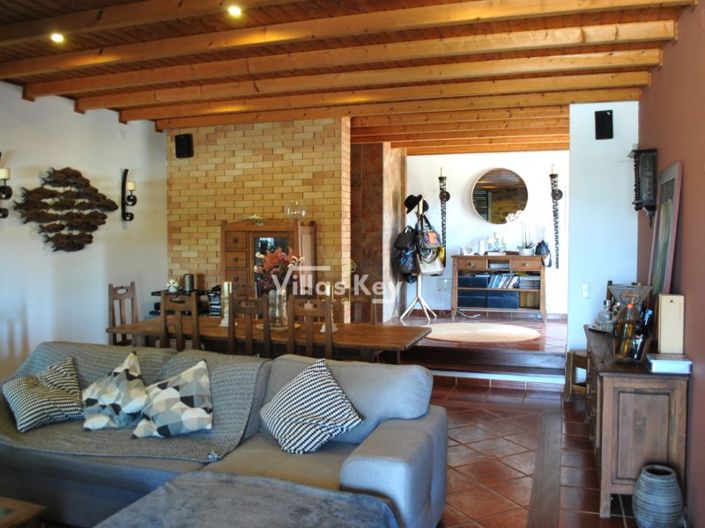 Image No.19-4 Bed House for sale