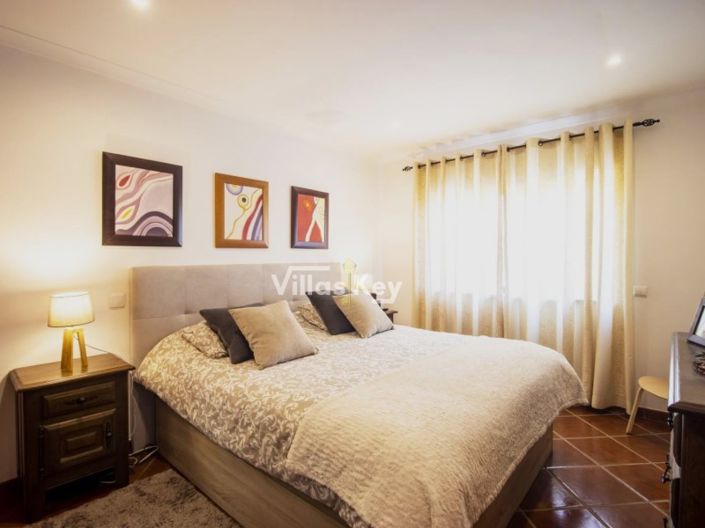 Image No.30-4 Bed House for sale