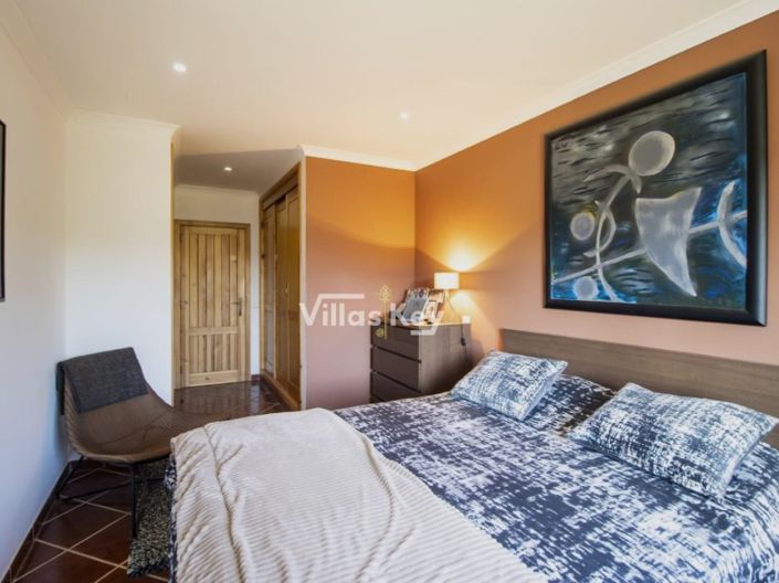 Image No.37-4 Bed House for sale