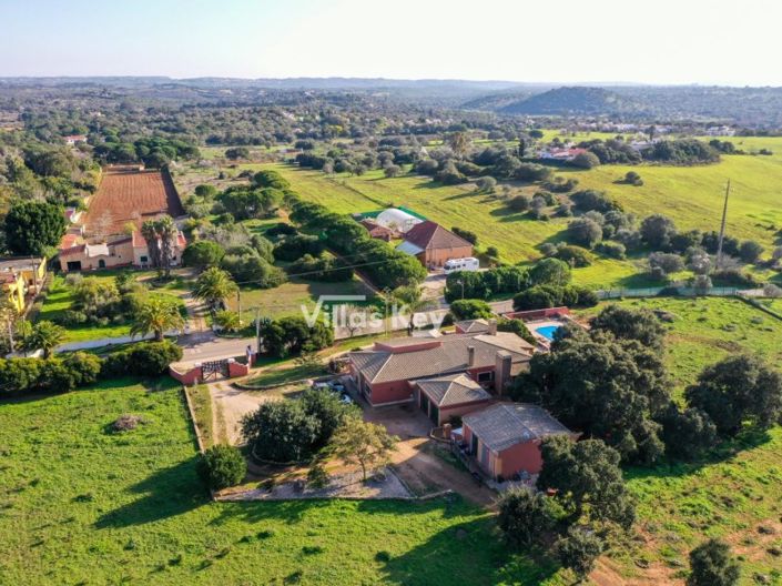 Image No.42-4 Bed House for sale