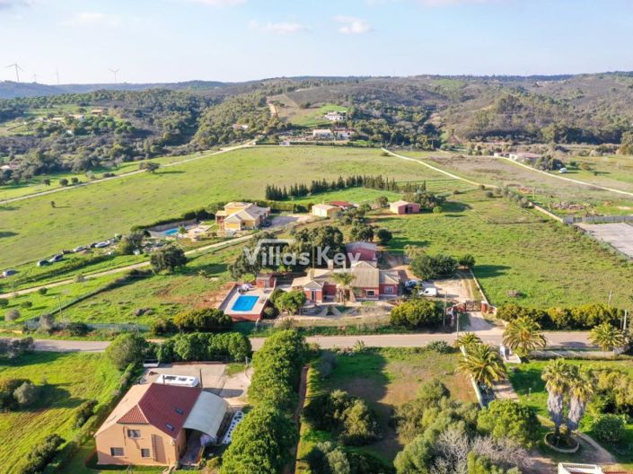 Image No.43-4 Bed House for sale