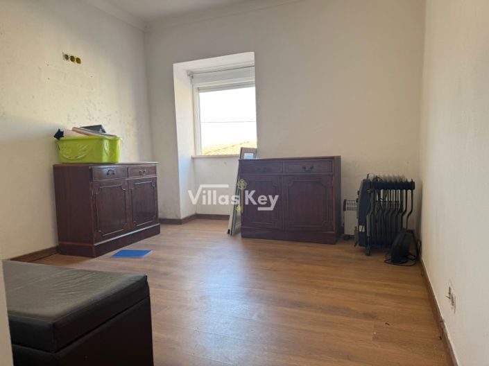 Image No.14-5 Bed House for sale