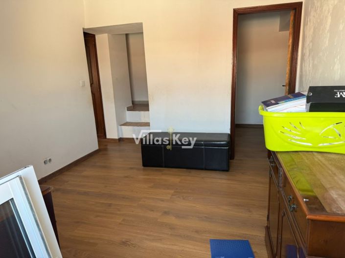 Image No.15-5 Bed House for sale