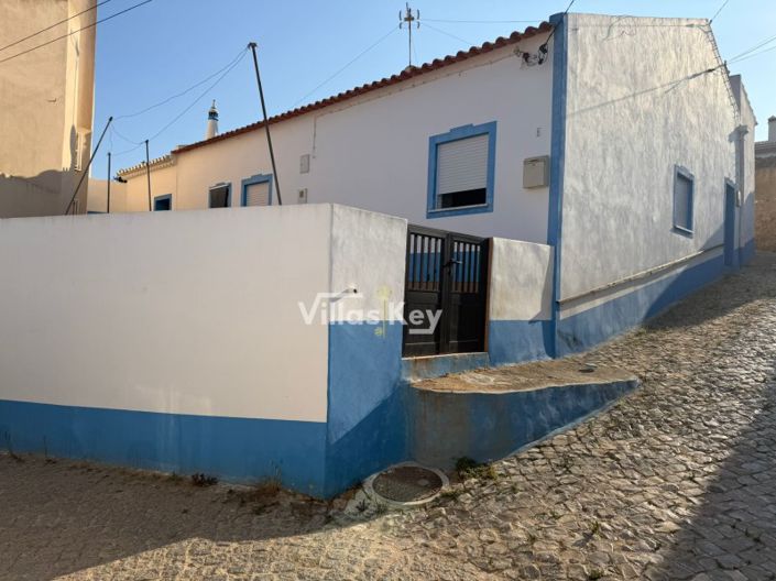 Image No.4-5 Bed House for sale