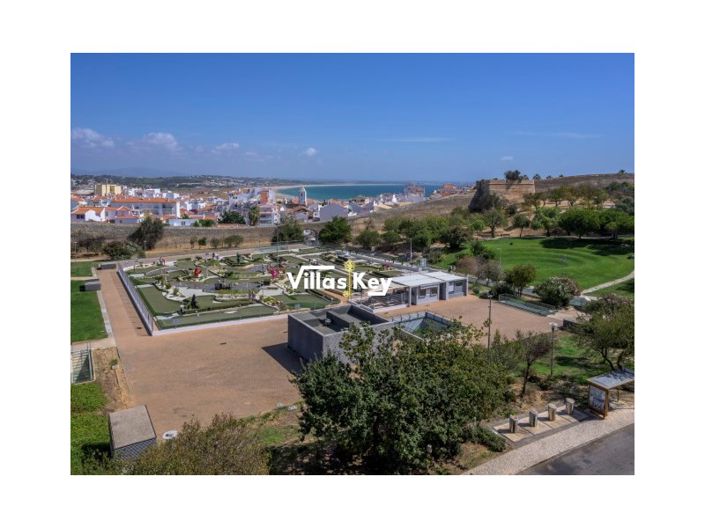 Image No.25-2 Bed Apartment for sale