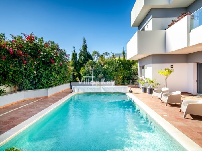 Image No.2-3 Bed House for sale