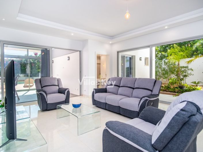 Image No.22-3 Bed House for sale