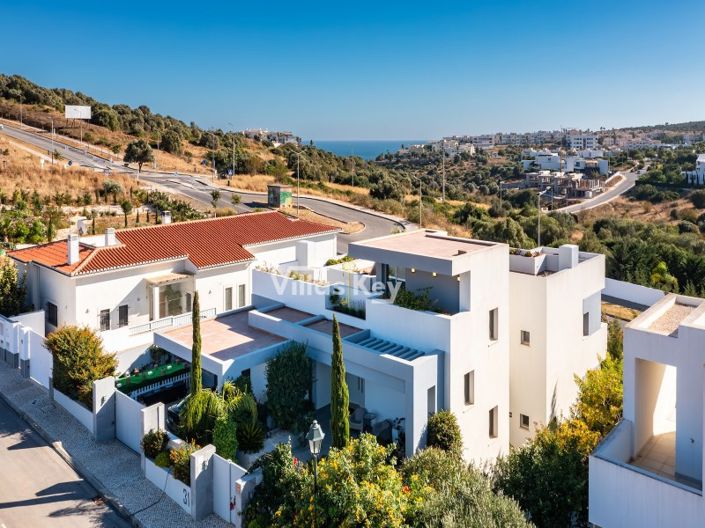 Image No.3-3 Bed House for sale