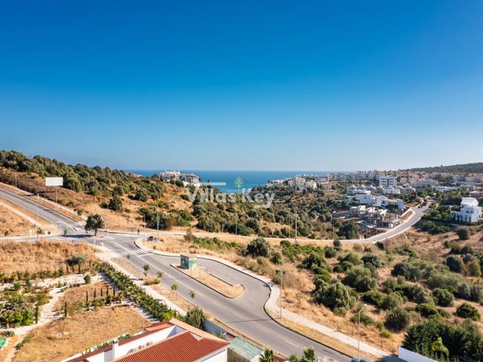 Image No.4-3 Bed House for sale