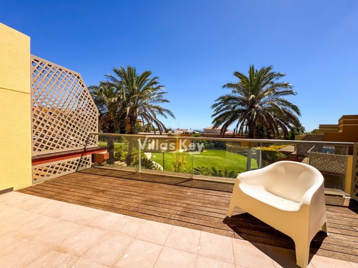 Image No.18-2 Bed House for sale