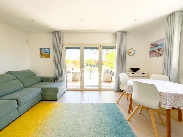 Image No.5-2 Bed House for sale