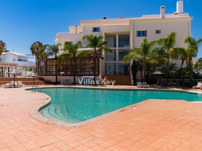 Image No.30-2 Bed Apartment for sale