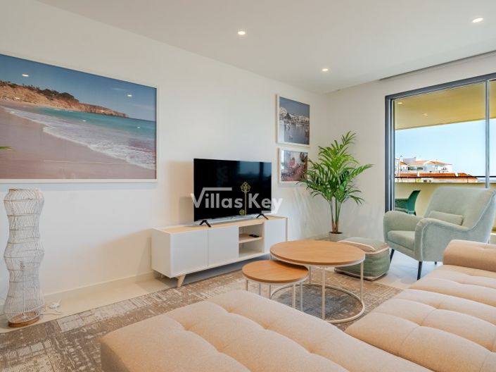 Image No.8-2 Bed Apartment for sale