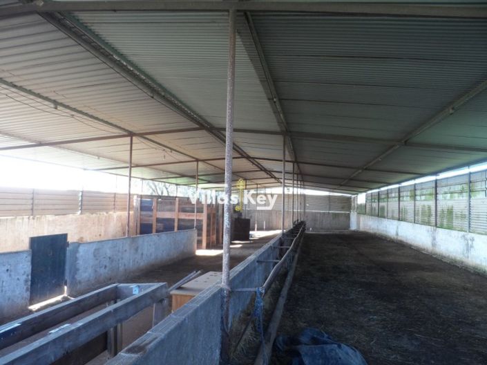 Image No.31-8 Bed Farmhouse for sale