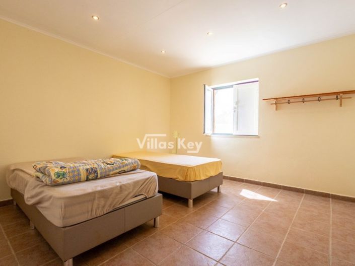 Image No.57-8 Bed Farmhouse for sale