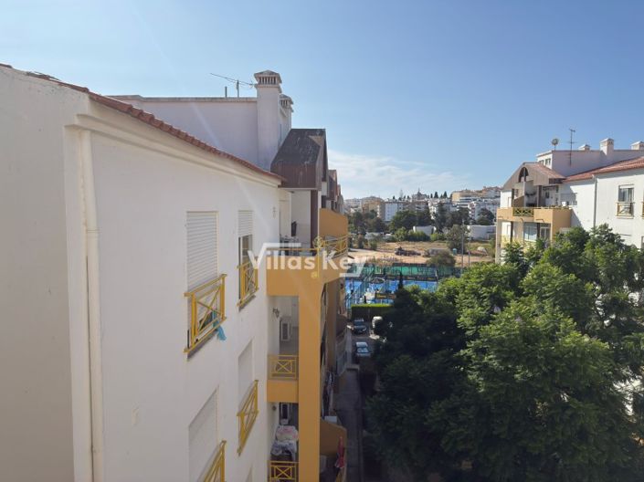 Image No.9-3 Bed Apartment for sale