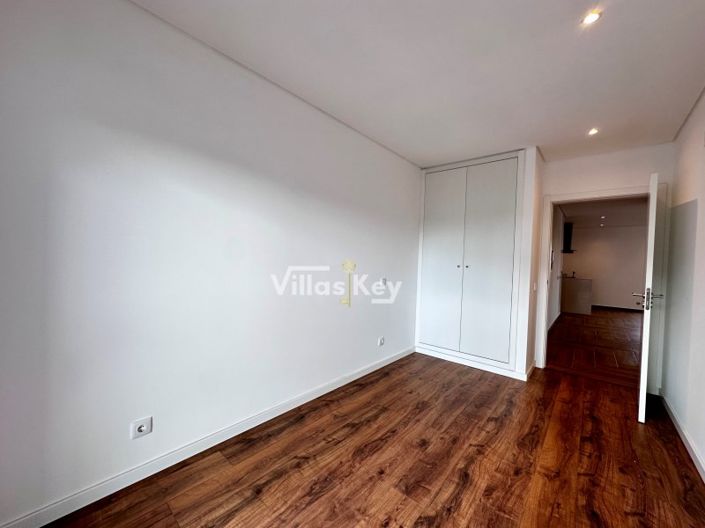 Image No.19-3 Bed Apartment for sale