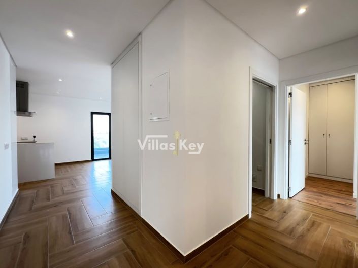 Image No.20-3 Bed Apartment for sale