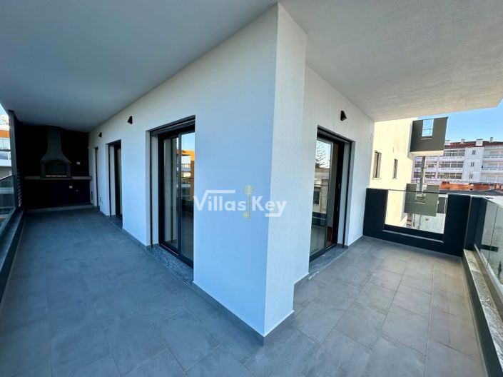 Image No.2-3 Bed Apartment for sale