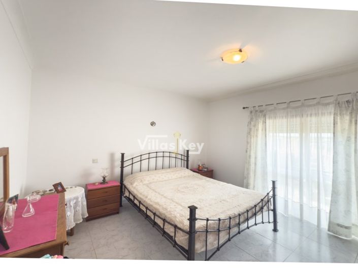 Image No.15-2 Bed Apartment for sale