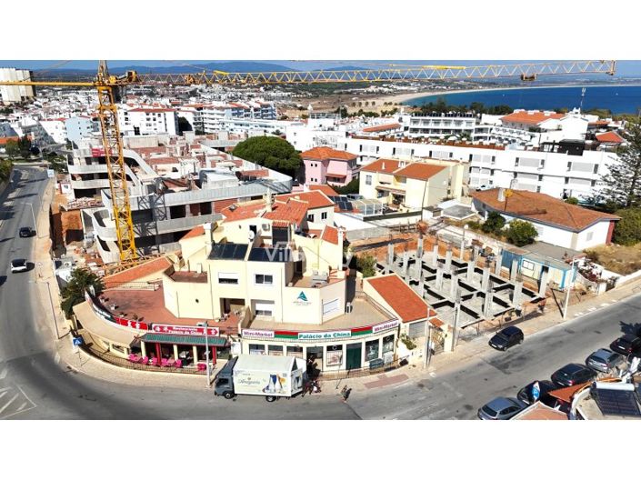 Image No.1-7 Bed House for sale