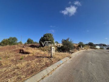 id1979af01-0000-0500-0000-0000173530a1