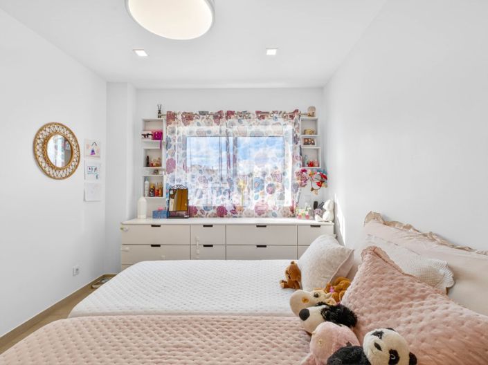 Image No.17-2 Bed Apartment for sale