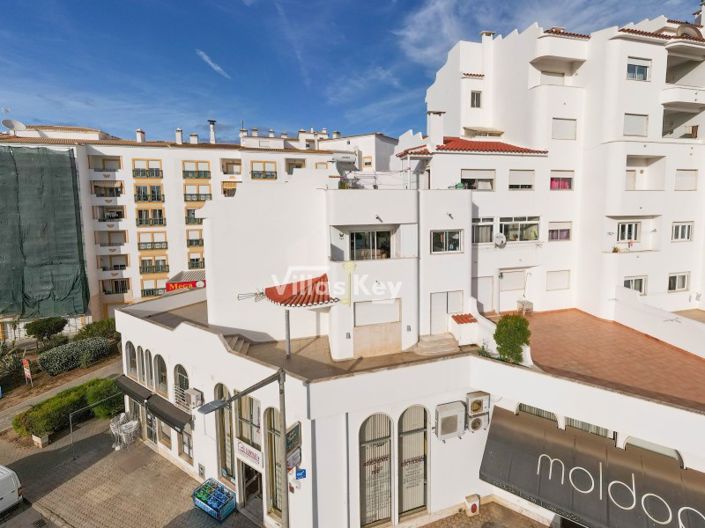 Image No.22-2 Bed Apartment for sale