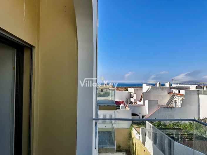 Image No.14-3 Bed Apartment for sale