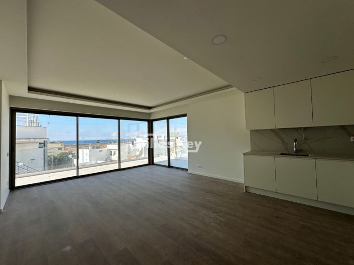 Image No.3-3 Bed Apartment for sale